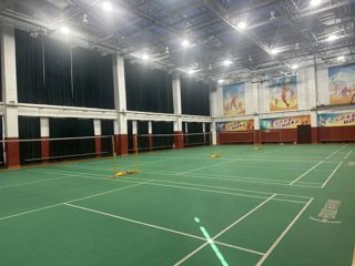 文体中心 羽毛球场馆