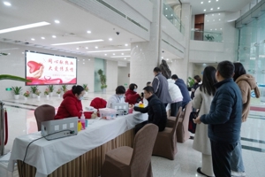 省教育厅组织开展“同心献热血 大爱传真情”无偿献血活动