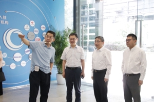 江涌调研南京艺术学院