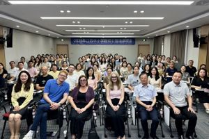 智慧赋能课堂，中外融合创新︱2025年江苏中小学教师引智培训项目首批计划顺利实施