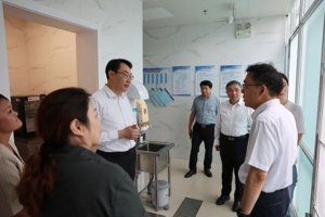 赵岩副省长赴泰州调研学前教育相关工作