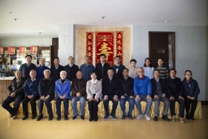 省教育厅举办退休干部集体祝寿活动