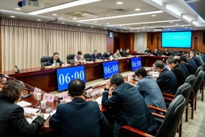 省教育厅召开2025年度机关处室和直属事业单位述职述责述廉考评会