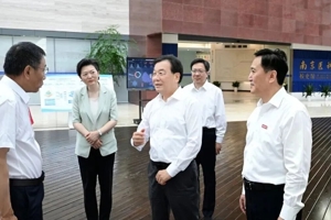 信长星在南京医科大学调研时强调突出办学特色 深化改革创新 为建设教育强省健康江苏贡献智慧和力量
