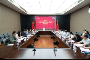 全国学生资助管理中心主任陈淑梅一行来苏调研学生资助工