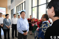 信长星在看望慰问教师时指出 弘扬践行教育家精神 争做立德树人“大先生”