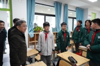 江涌在南京调研检查校园安全工作