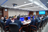 省教育厅召开2024年度机关处室和直属事业单位综合考核述职述责述廉评议会